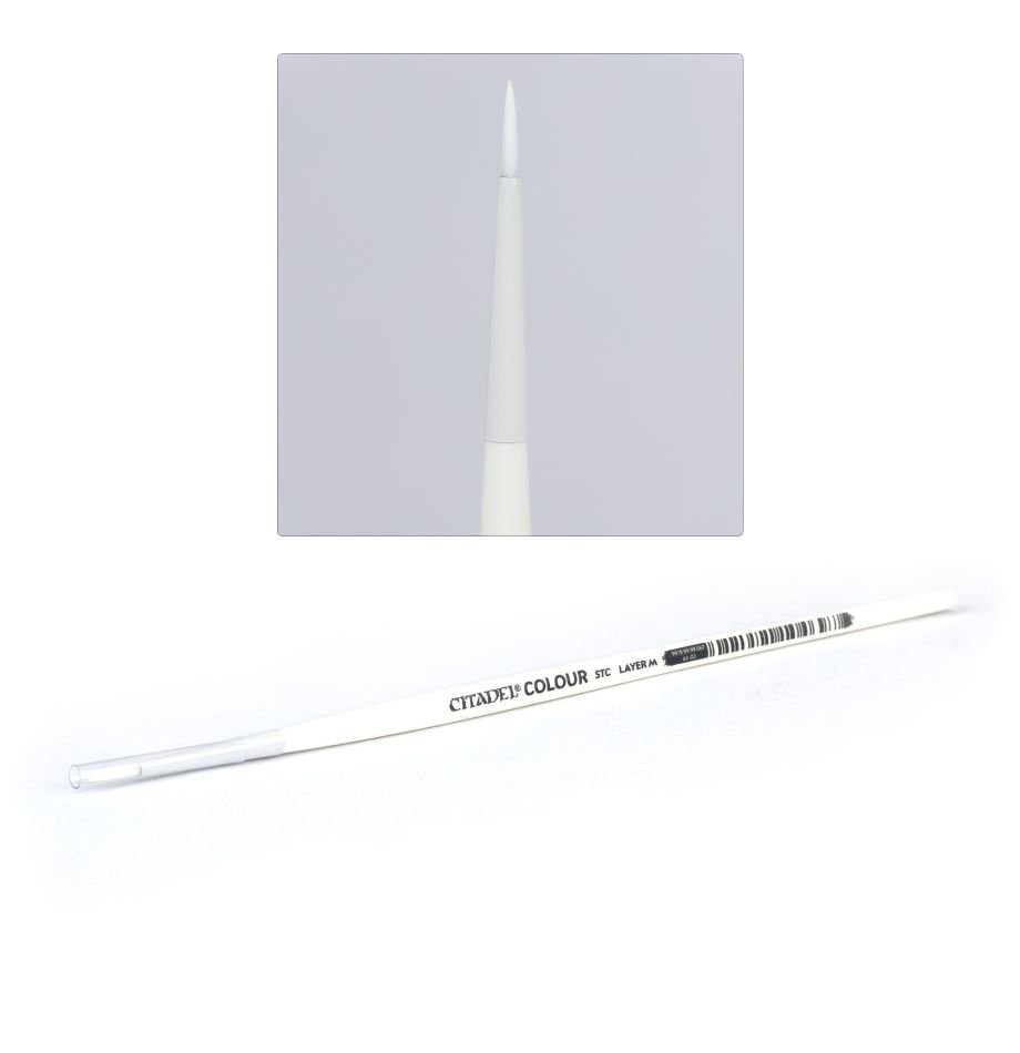 Synthetic Layer Brush - Medium | Eastridge Sports Cards & Games